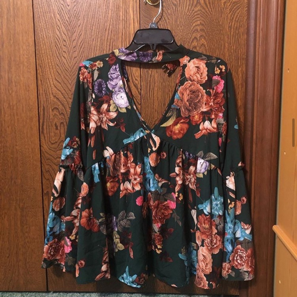 Floral top
